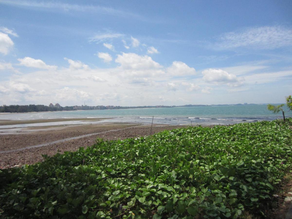 Waterfront Boutique Hotel Port Dickson Exterior foto